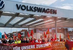 Volkswagen için alarm zilleri çalıyor! Çöküş uyarısı