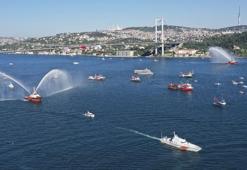 15 Temmuz’un 10. yılında İstanbul Boğazı’nda görkemli tören! 253 gemiyle deniz korteji