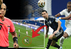 Dünya Kupası'nda İngiliz taraftarların VAR ve Messi isyanı! Arjantin'in golü öncesi faul iddiası