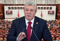 AK Parti'li Akbaşoğlu: FETÖ'yle mücadeleyi hukuk zemininde tehlike tamamen geçene kadar sabırla sürdüreceğiz
