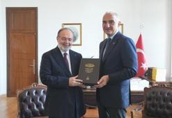Bakan Ersoy: Medeniyet birikimimizi ilimle buluşturan çalışmaları memnuniyetle takip ediyoruz