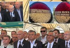 İki çelenk, tek ünvan! Olcay Baykal'ın cenazesinde Özel ile Kılıçdaroğlu yan yana geldi