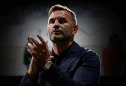 Galatasaray'da Okan Buruk'tan kadro hamlesi! Dört ismin üstünü çizdi