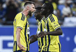 Fenerbahçe'den üç yıldızla yola devam kararı! İsmail Kartal'ın oyun planı ortaya çıktı