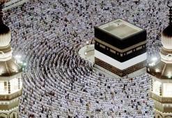 1 milyon 878 bin kişi bekliyordu! 2027 hac kuraları çekildi