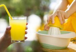 Bu tarifle 1 limondan 1 litre limonata çıkıyor! 'Zeytinyağı olur mu' demeyin, lezzeti şahane