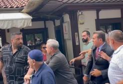 Özgür Özel'in cuma namazı çıkışında arbede! Yeni Parti'li vekilden vatandaşa tekme