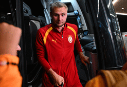 Galatasaray'da Nelsson'a kulüp aranıyor! Yerine Kolombiyalı stoper