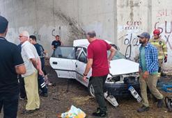 Bursa'da feci kaza! Otomobil köprü altındaki beton duvara çarptı: 3 ölü 2 yaralı