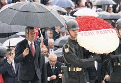 Yeni Parti’nin vitrini belli oldu! Özgür Özel kurmaylarıyla Ata’nın huzuruna çıktı