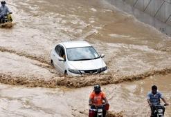 Pakistan'da sel sonrası korkunç bilanço! Çok sayıda ölü ve yaralı var