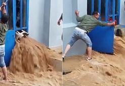 Kastamonu'da şiddetli sağanak hayatı felç etti! Cide'de sel suları 1 metreyi buldu, çok sayıda ev ve iş yerini su bastı