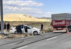 Çankırı'da feci kaza! Kamyon ile otomobil çarpıştı: 3 ölü, 2 yaralı