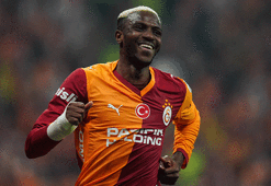 Manchester United, Osimhen transferinde pes etmedi! İngiliz basınından yeni iddia