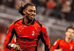 Fenerbahçe ve Galatasaray'a Leao resti! Milan geri adım atmıyor