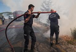İzmir, Antalya, Balıkesir, Kocaeli... Orman yangınlarının biri bitiyor, diğeri başlıyor: Yeşil vatan için alevlere siper oldu
