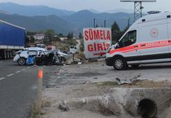 Kastamonu'da otomobil menfeze çarptı; aynı aileden 2 ölü, 4 yaralı