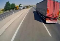Freni boşalan TIR, refüjü aşarak karşı yöne geçti! Korkunç kaza kamerada