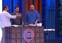 MASTERCHEF'TE 19. YARIŞMACI BELLİ OLDU! MasterChef 2026 ana kadroya giren 19. yarışmacı kim oldu? İşte 7 Ağustos ekrana gelen son bölümde ana kadroya giren son yarışmacı...