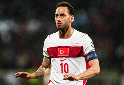 Hakan Çalhanoğlu gelecek planlarını açıkladı! 'Kendimi TFF başkanı olarak görüyorum'