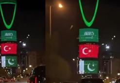 Geceyi aydınlatan ittifak! Türkiye, Suudi Arabistan ve Pakistan bayrakları simge yapılarda