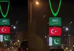 Geceyi aydınlatan ittifak! Türkiye, Suudi Arabistan ve Pakistan bayrakları simge yapılarda