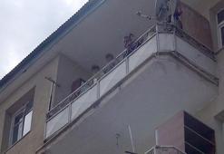 Eşini boşanmaktan vazgeçirmek için 2 çocuğunu alıkoydu! Gözaltına alındı