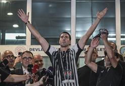 Beşiktaş'ın yeni transferi Dusan Vlahovic İstanbul'a geldi! Türkçe mesaj: Şampiyon olmak istiyoruz