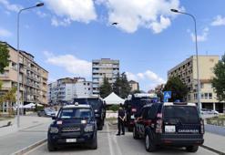 NATO'dan Kosova'da kritik adım! KFOR askerlerini köprüden çekiyor