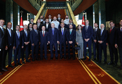 Cumhurbaşkanı Recep Tayyip Erdoğan, Süper Lig'e çıkan takımları kabul etti