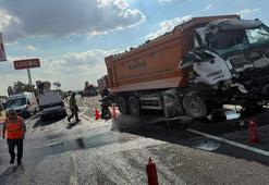 Ankara'da midibüs ile kamyon çarpıştı; 1 ölü, 16 yaralı