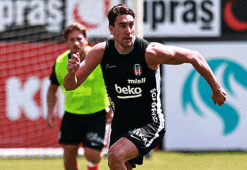 Beşiktaş'ta Dusan Vlahovic, ilk idmanına çıktı