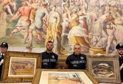 İtalyan polisi müzeden çalınan 9 milyon Euro'luk tabloları kurtardı!