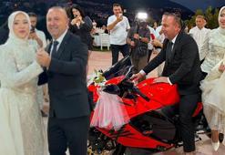 Düğün konvoyu görenleri şaşırttı! Gelin ve damat motosikletle salona girdi