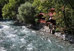 Kapuzbaşı Şelaleleri yöre halkına geçim kapısı oldu
