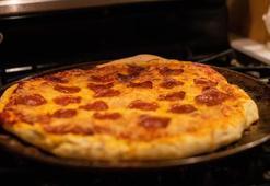 Nefis ev yapımı tepsi pizzası tarifi! Puf puf kabaran 4 püf noktası