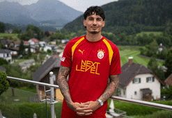 Galatasaray'da Uğurcan Çakır: Kırmızı kart görürsem kaleye Rolland Sallai'yi koyarım