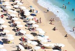 Antalya’ya 10 milyon yabancı turist geldi