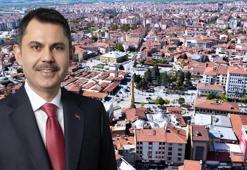 Bakan Kurum yenilenen Çorum Tarihi Kent Meydanı’ndan görüntüler paylaştı