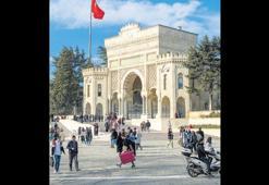 Üniversitelerde kayıt zamanı