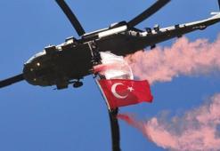 İlgiyle izlendi! Malazgirt’te jandarma helikopterlerinden müthiş gösteri
