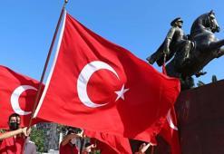 30 Ağustos Zafer Bayramı! Siyasilerden peş peşe kutlama mesajları