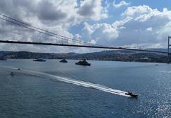 Deniz Kuvvetleri Komutanlığı'na bağlı 15 gemi İstanbul Boğazı'nda!