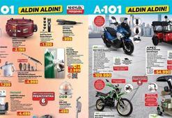 BU HAFTAKİ YENİ A101 AKTÜEL KATALOĞU 10 EYLÜL! A101 Aldın Aldın 10 Eylül Perşembe aktüel kataloğunda hangi ürünler satışta olacak? 2'si 1 Arada Kapaklı Termos Bardak, Erzak Kabı, Stant Baharatlık 3'lü, Taraftar Lisanslı Kırlent, Ayaklı Askı...