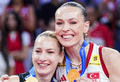 Bir kariyer, 25 kupa: Türk voleybolunun yaşayan efsanesi Eda Erdem!