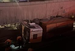 Avcılar'da asfalt kamyonu alt geçide düştü: Yol çift yönlü trafiğe kapatıldı
