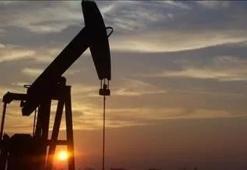 Brent petrolün varili 98 dolardan işlem görüyor