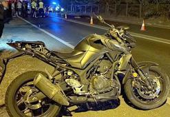 Devrilen motosikletten midibüsün altına savrulan sürücü hayatını kaybetti
