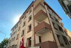 Duvarın arkasından çıkan şaşkına çevirdi! "Oturma odamızın arkasında hazine varmış"