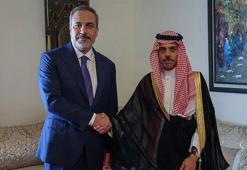 Dışişleri Bakanı Hakan Fidan, Suudi mevkidaşı ile Suudi Arabistan'ı hedef alan son saldırıları görüştü